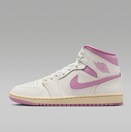 Air Jordan 1 mid low